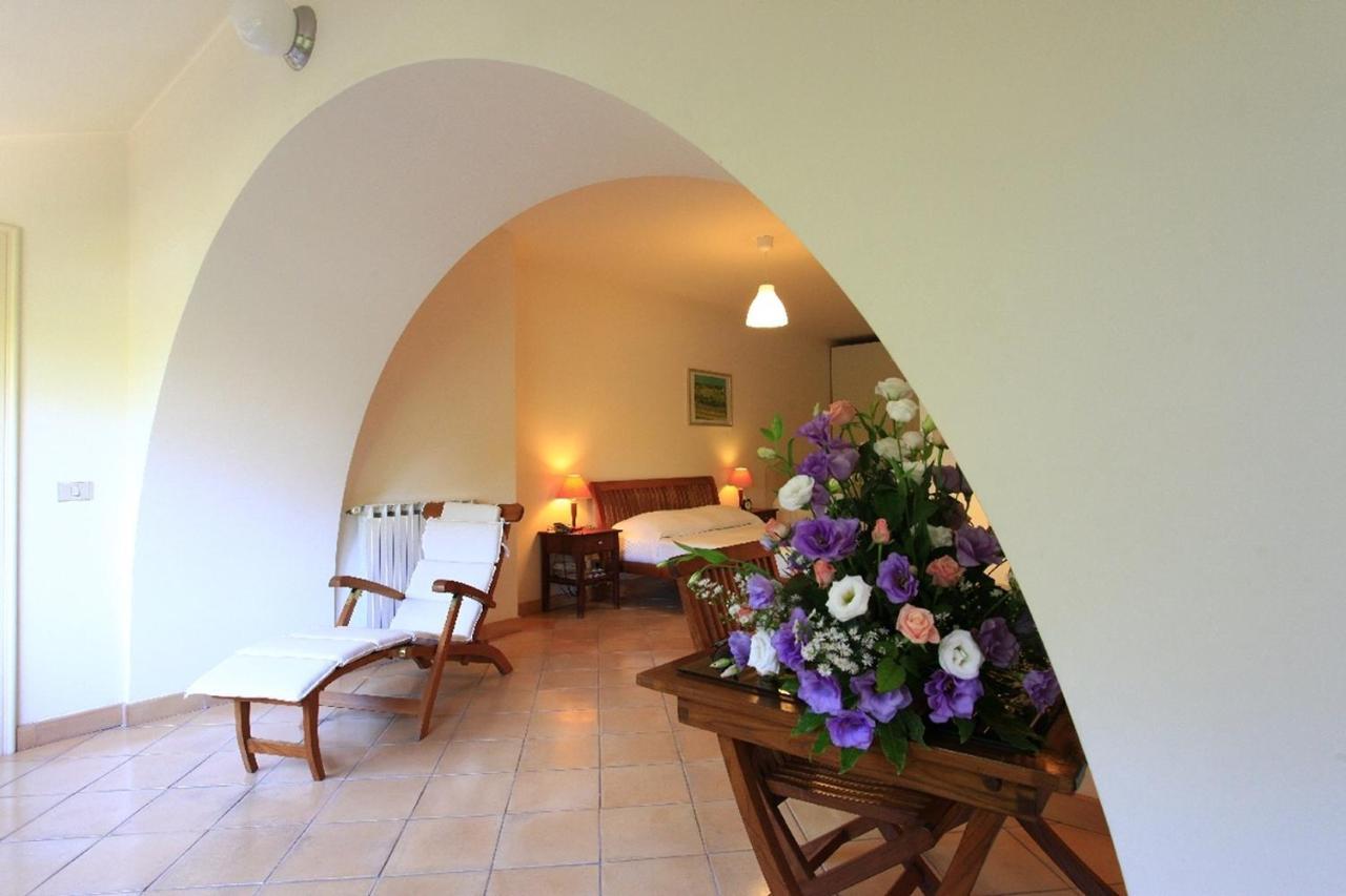 Gocce Di Limone B&B Sorrento Bagian luar foto