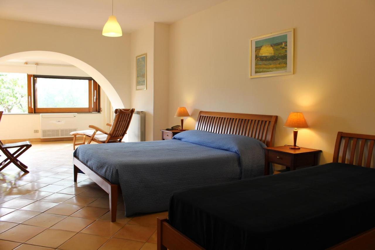 Gocce Di Limone B&B Sorrento Bagian luar foto