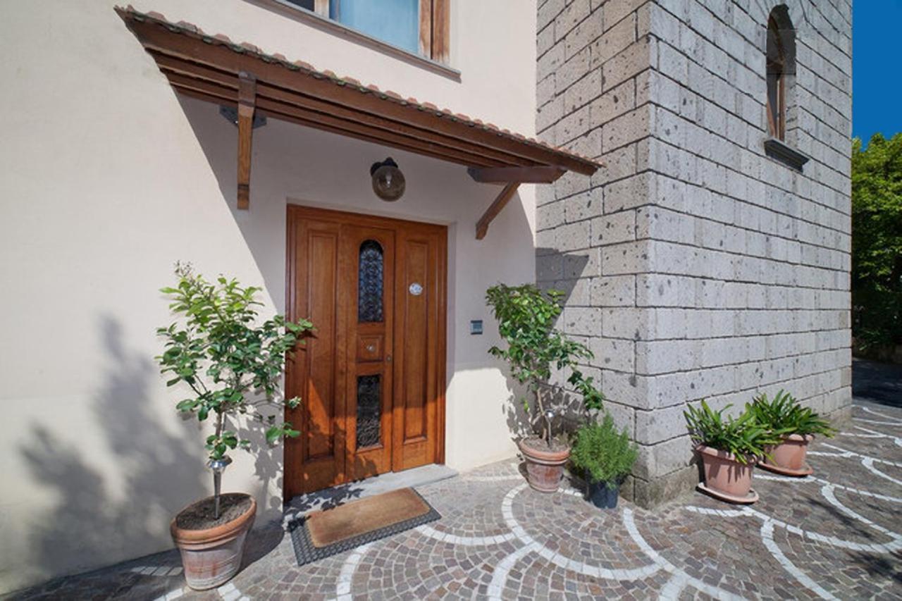 Gocce Di Limone B&B Sorrento Bagian luar foto